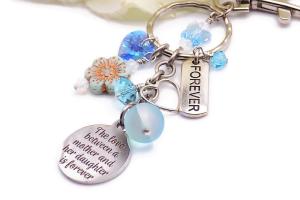 Butterfly Keychain for Mom, Love Between Mother Daughter, Mothers Day Gift