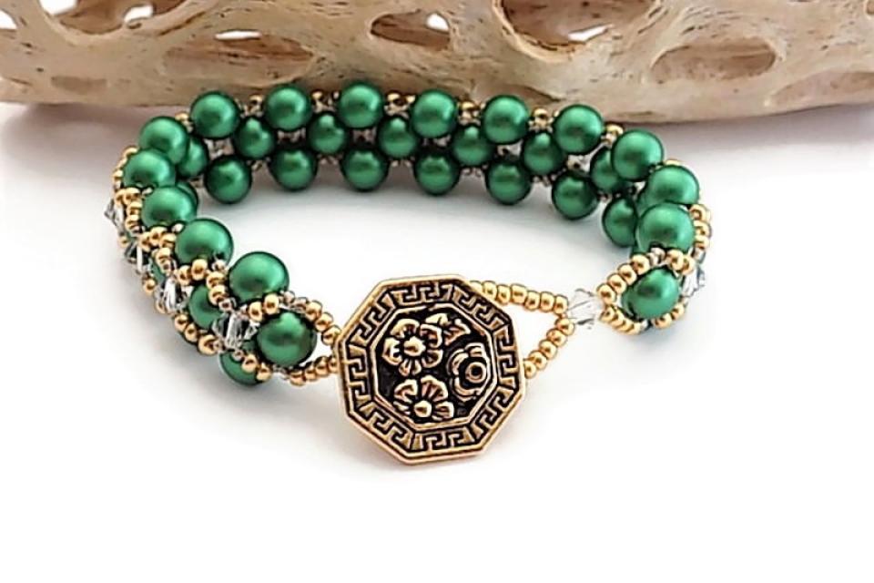 Green Bracelet with Swarovski Crystals, Handmade Christmas Jewelry