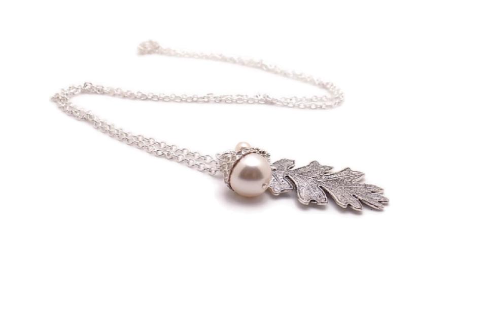 Acorn Leaf Necklace with Swarovski Cream Rose Pearl Autumn Nature-Inspired Handmade Jewelry